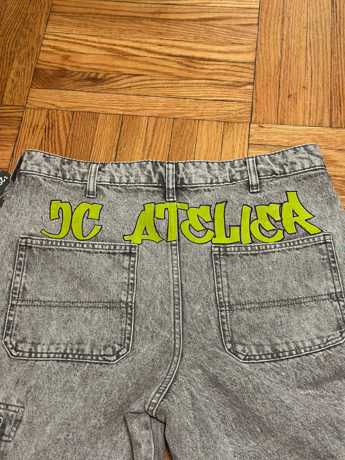 Pantalon Grafiti Cargo